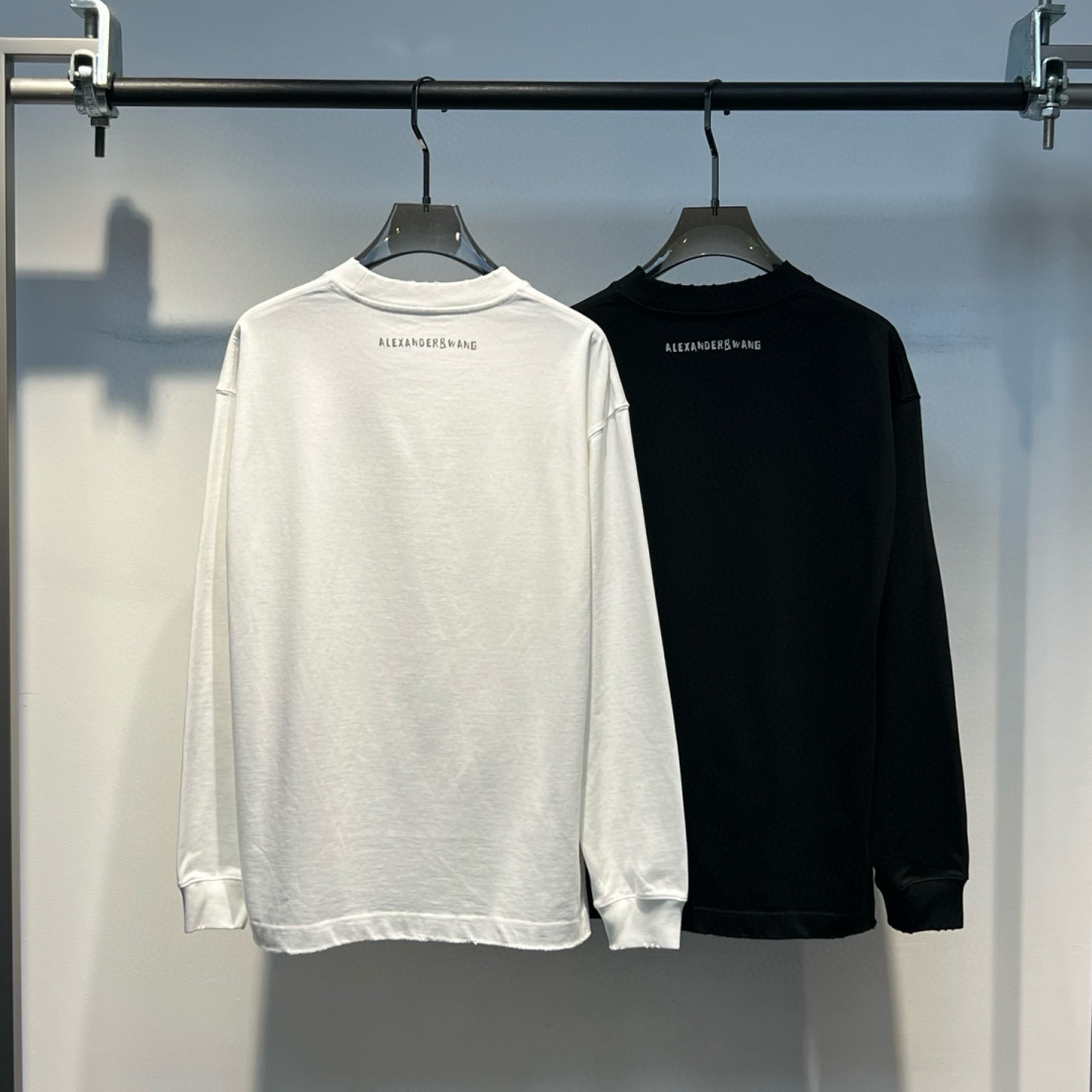 新款秋冬长袖🆕颜色：黑，白码数：S-XL款号：7005