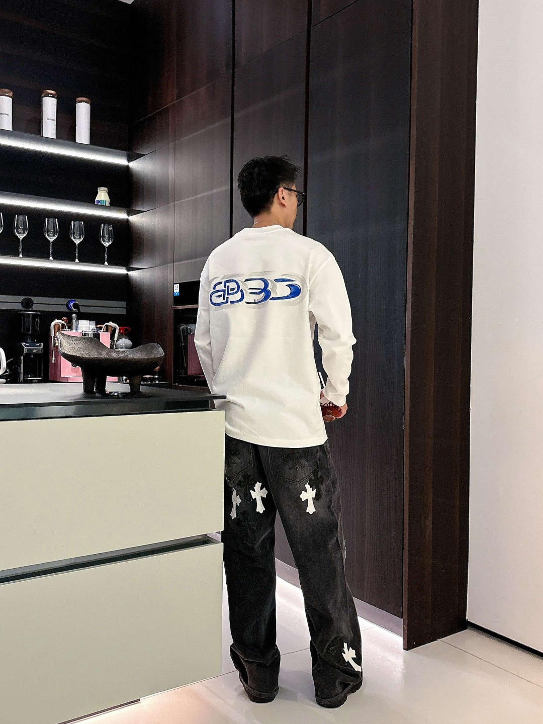 25新款长袖阔版T恤颜色：黑，白尺码：S-XL