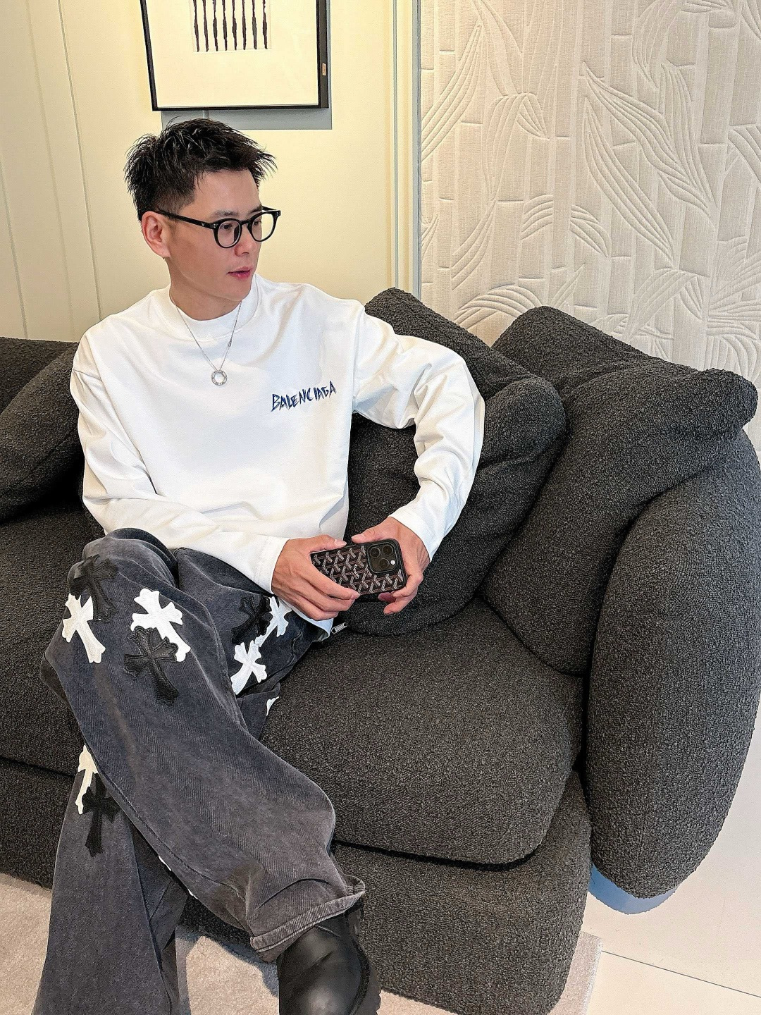 25新款长袖阔版T恤颜色：黑，白尺码：S-XL