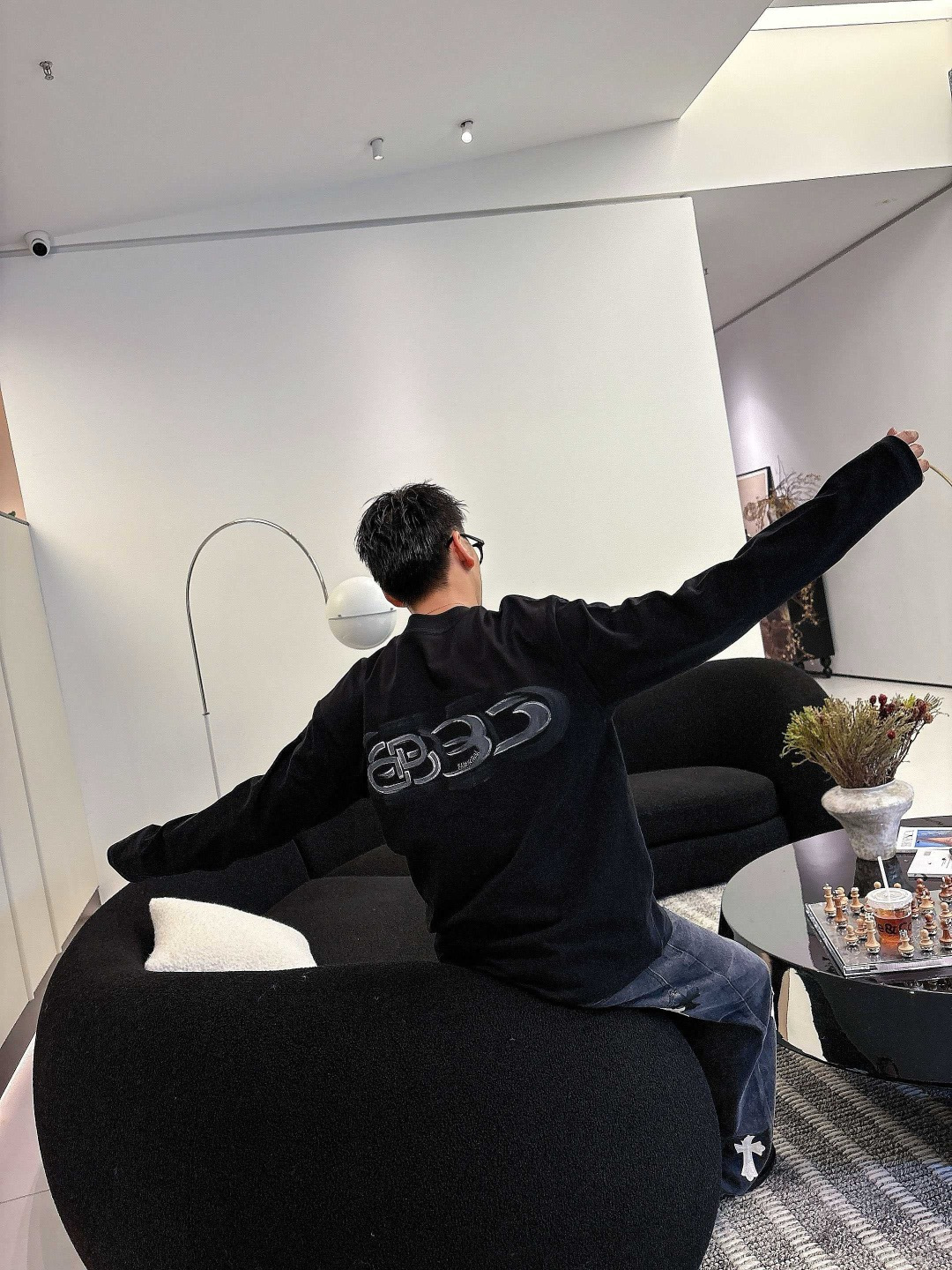 25新款长袖阔版T恤颜色：黑，白尺码：S-XL