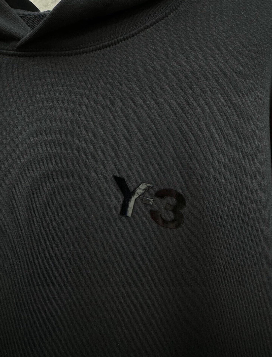 25新款山本家族纯棉连帽卫衣，男士印胶字母logo点缀高街宽松帽衫。日本青藤制衣订单，同步名品店发售，帅