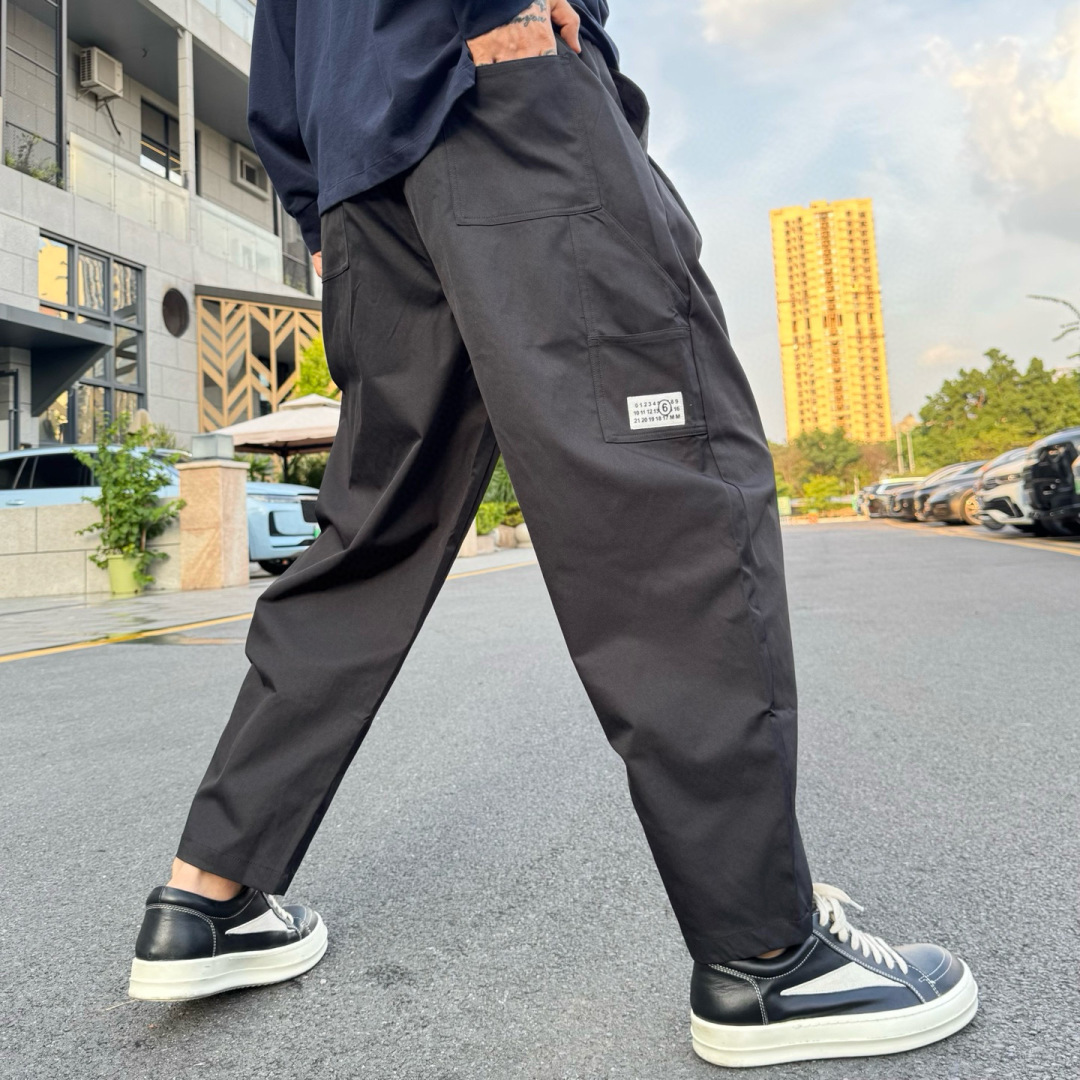 MM6🌟早秋新款休闲工装裤🆕采用优质面料，具有质感，超级时尚洋气！码数：M-2XL男女同款 （模特185