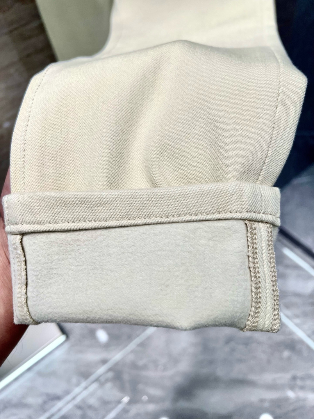 lP🆕 𝟏𝟗𝟖𝟎秋冬上新高订欧货牛仔 现货供应 四面弹莱卡面料𝟏𝟔𝟎𝟖# 米白 码数: 𝟐𝟗-𝟑𝟖