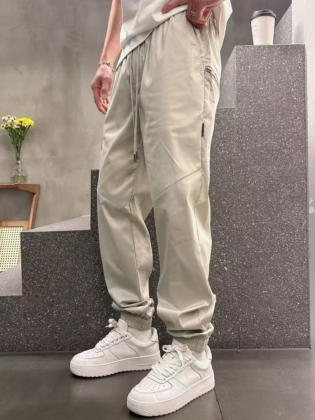 2025年春夏系列🔥🔥H8201🔥🔥1.颜色：黑色 米杏色2.尺码:M-3XL 3.版型:束脚长裤4.面