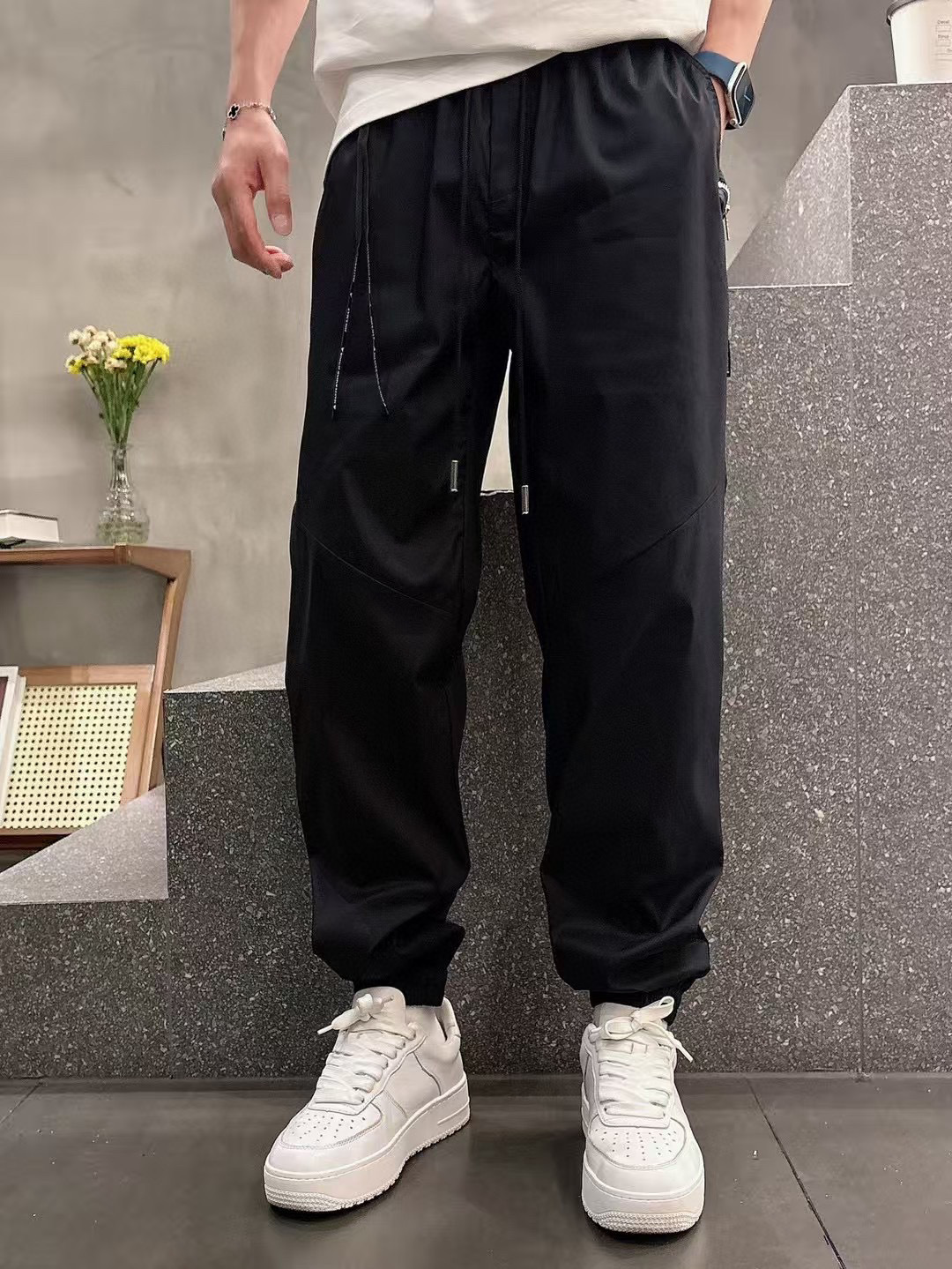 2025年春夏系列🔥🔥H8201🔥🔥1.颜色：黑色 米杏色2.尺码:M-3XL 3.版型:束脚长裤4.面