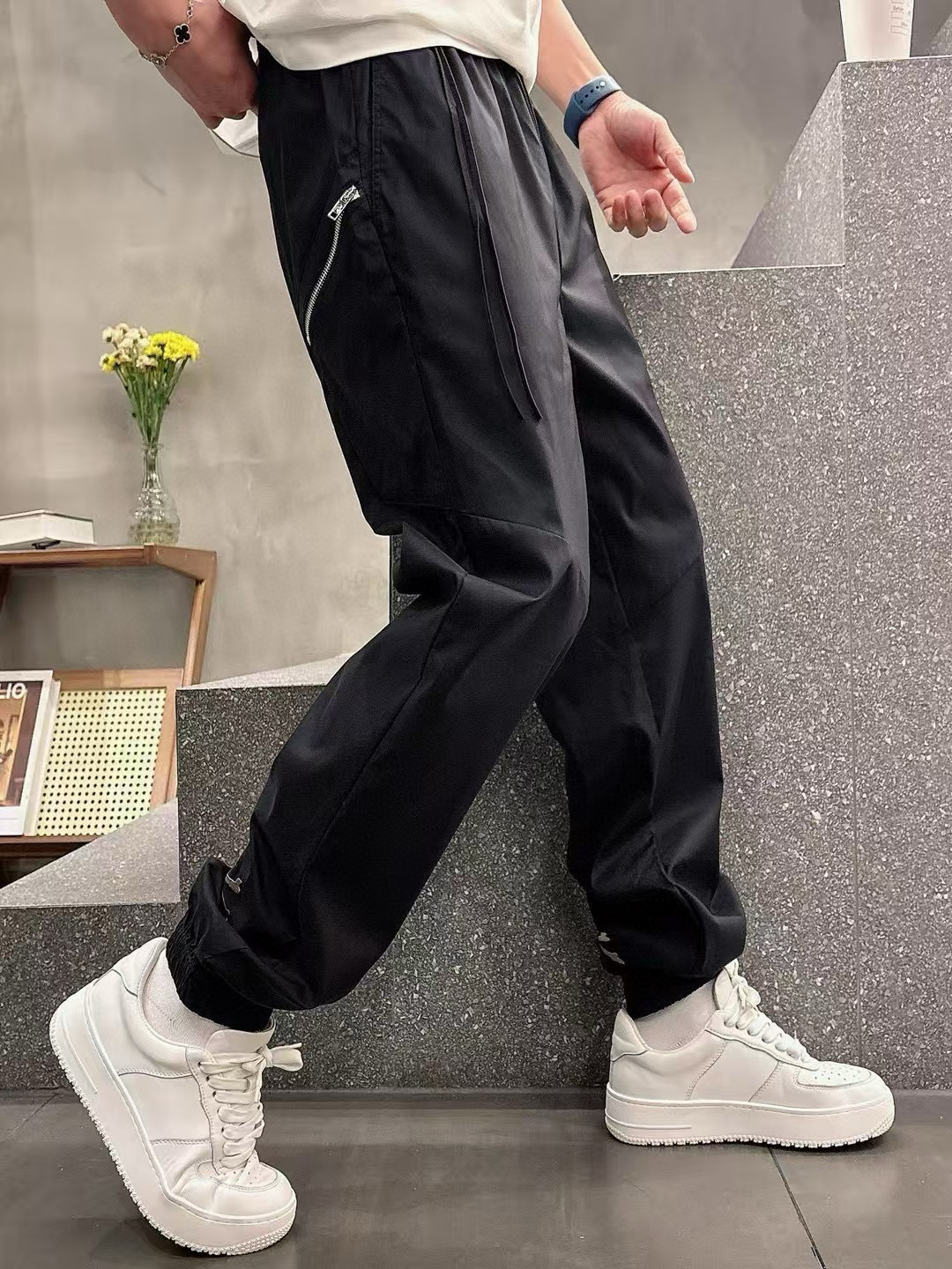 2025年春夏系列🔥🔥H8201🔥🔥1.颜色：黑色 米杏色2.尺码:M-3XL 3.版型:束脚长裤4.面