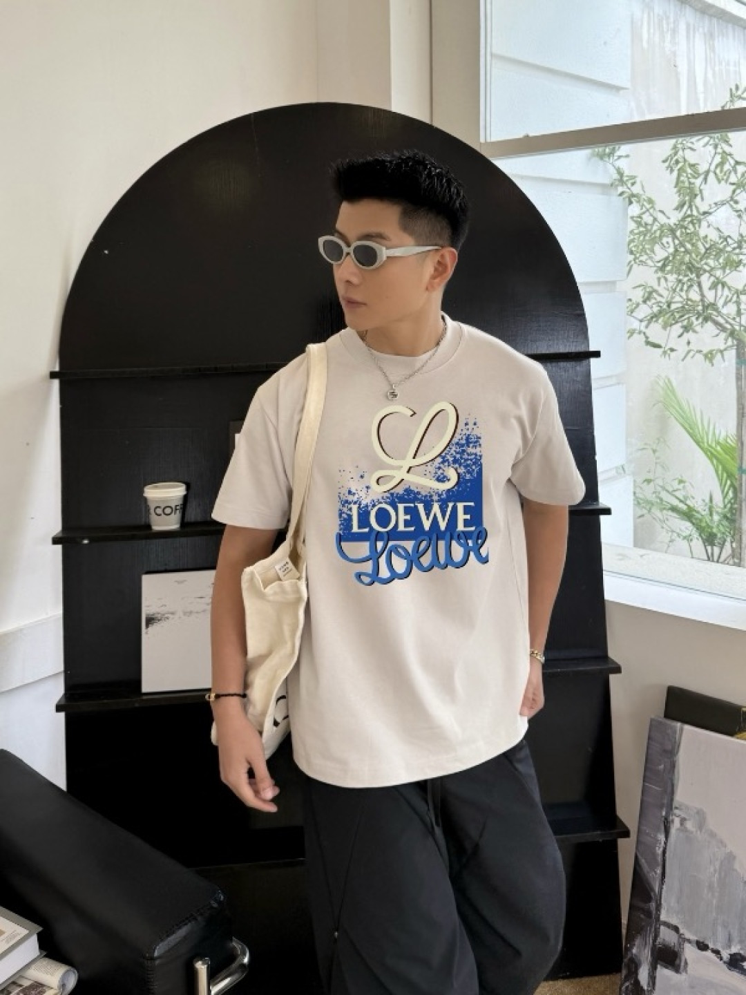 Loew*2025秋季新款 个性字母logo印花 定制面料300g 短袖t恤 男女同款尺码：S M L 