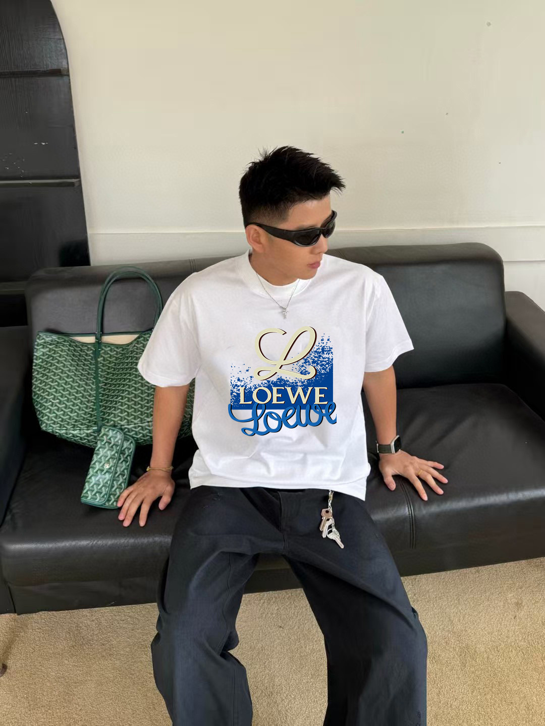 Loew*2025秋季新款 个性字母logo印花 定制面料300g 短袖t恤 男女同款尺码：S M L 