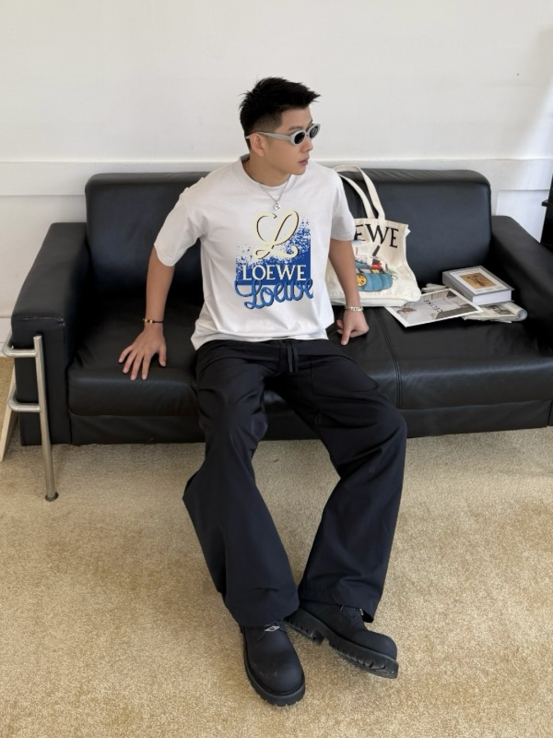 Loew*2025秋季新款 个性字母logo印花 定制面料300g 短袖t恤 男女同款尺码：S M L 