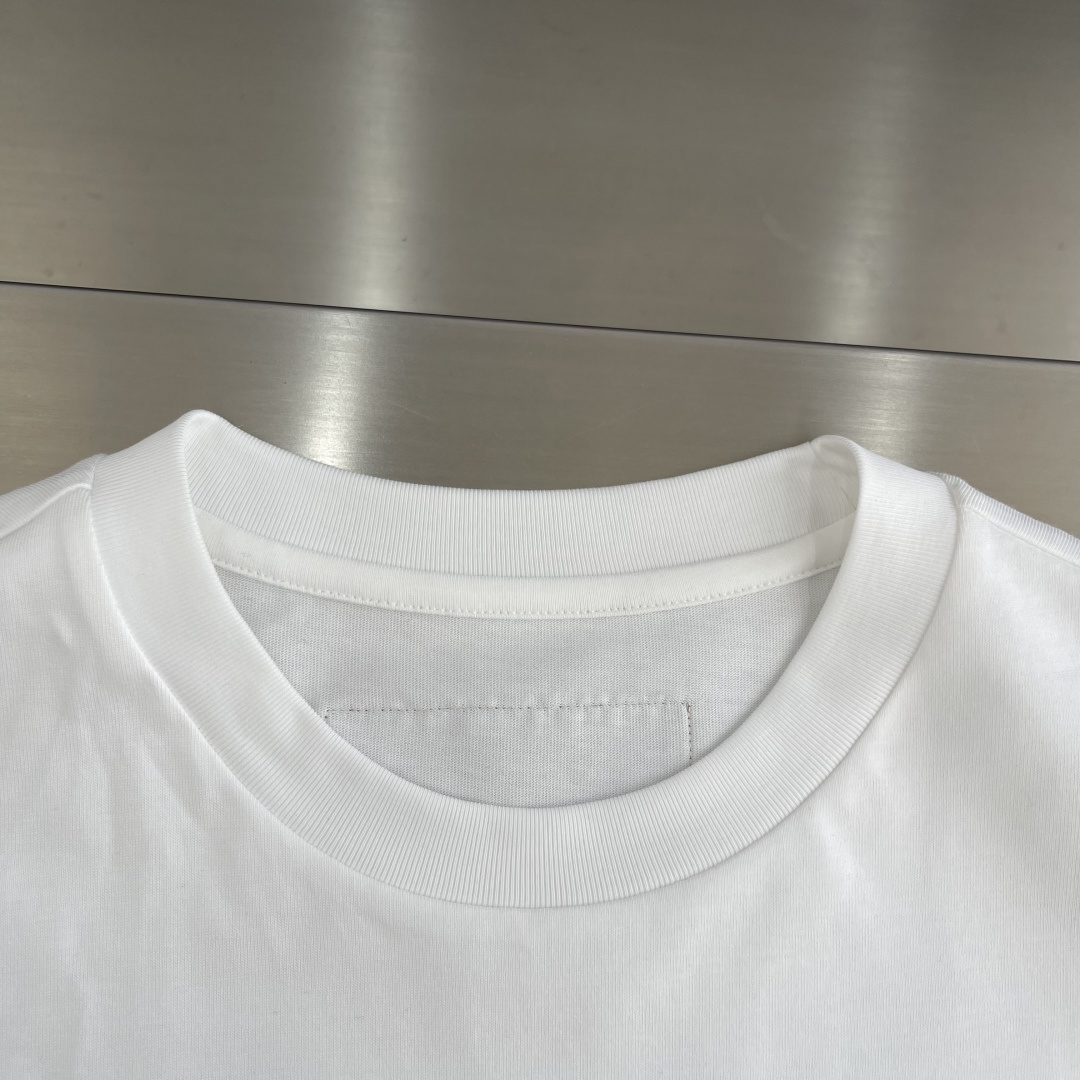 驴牌 2025年春夏系列圆领T恤尺码:M-5XL 微阔短袖T成份:潮棉平纹面料，245克重，100%纯棉