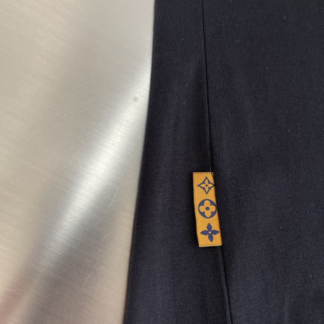 驴牌 2025年春夏系列圆领T恤尺码:M-5XL 微阔短袖T成份:潮棉平纹面料，245克重，100%纯棉