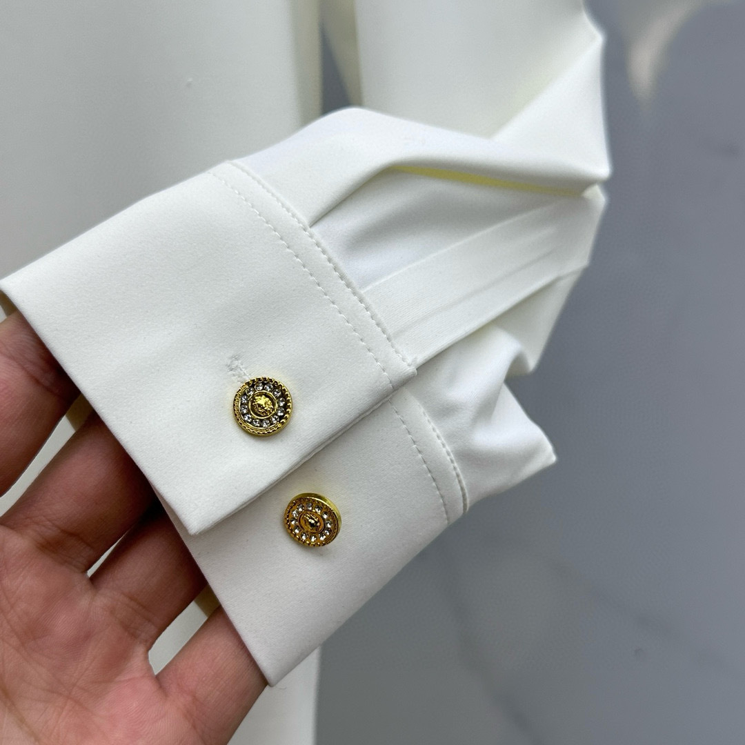 🆕VERSEC*范思哲 2025秋冬新品发布⌚️🔥潮品休闲衬衫，定义高端产品 3D立体制版、贴身舒适，欧