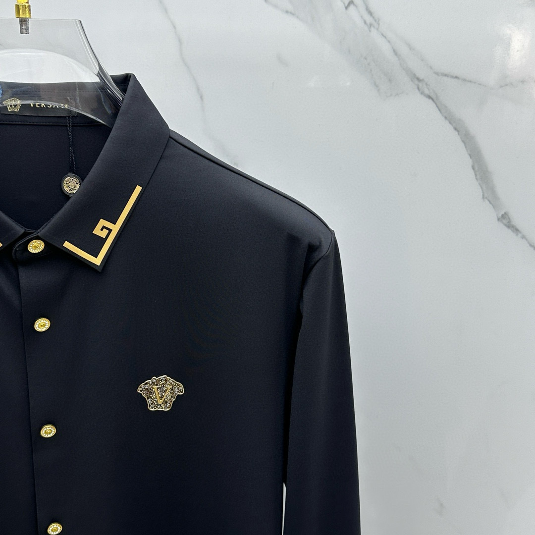 🆕VERSEC*范思哲 2025秋冬新品发布⌚️🔥潮品休闲衬衫，定义高端产品 3D立体制版、贴身舒适，欧