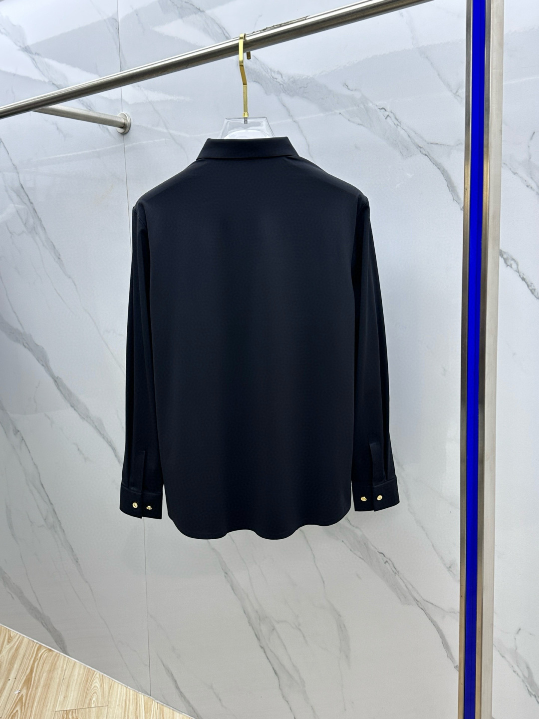 🆕VERSEC*范思哲 2025秋冬新品发布⌚️🔥潮品休闲衬衫，定义高端产品 3D立体制版、贴身舒适，欧