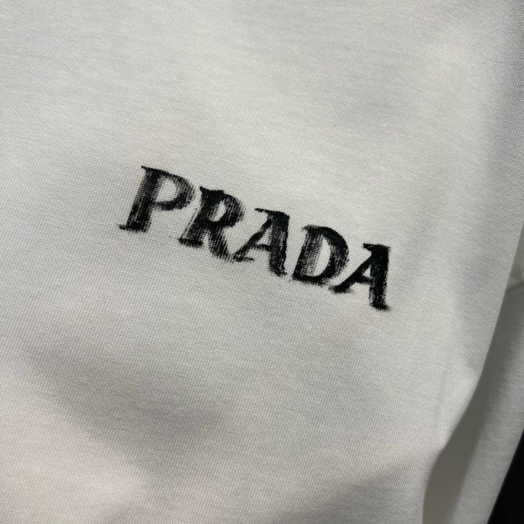 新款秋冬长袖🆕颜色：黑，白，绿码数：S-XL款号：7011