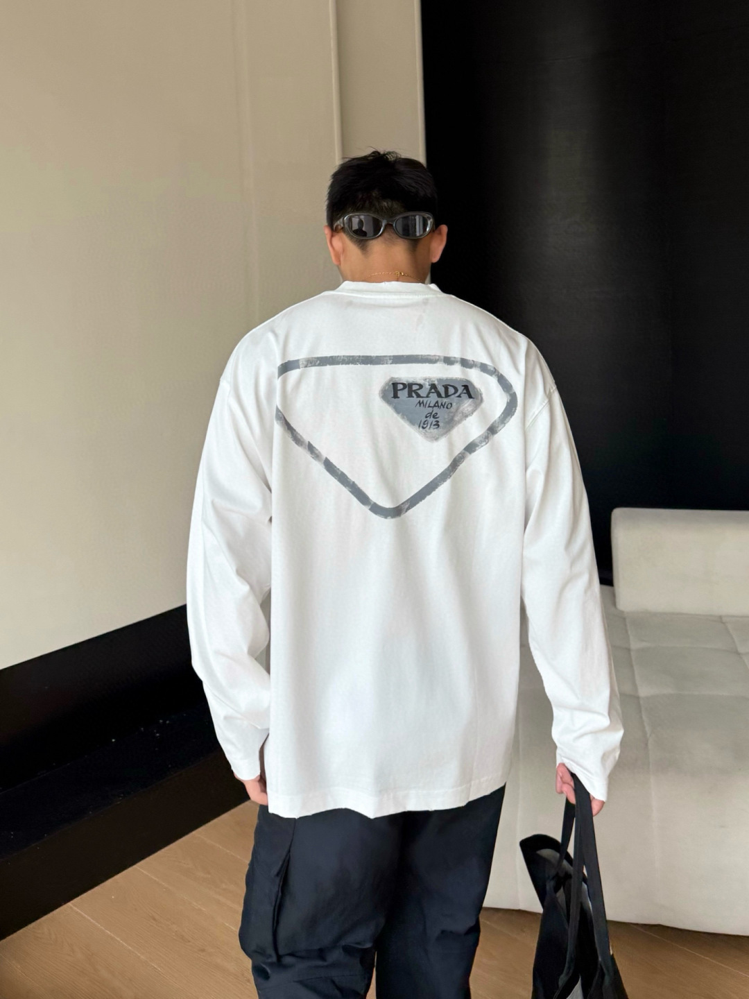 新款秋冬长袖🆕颜色：黑，白，绿码数：S-XL款号：7011