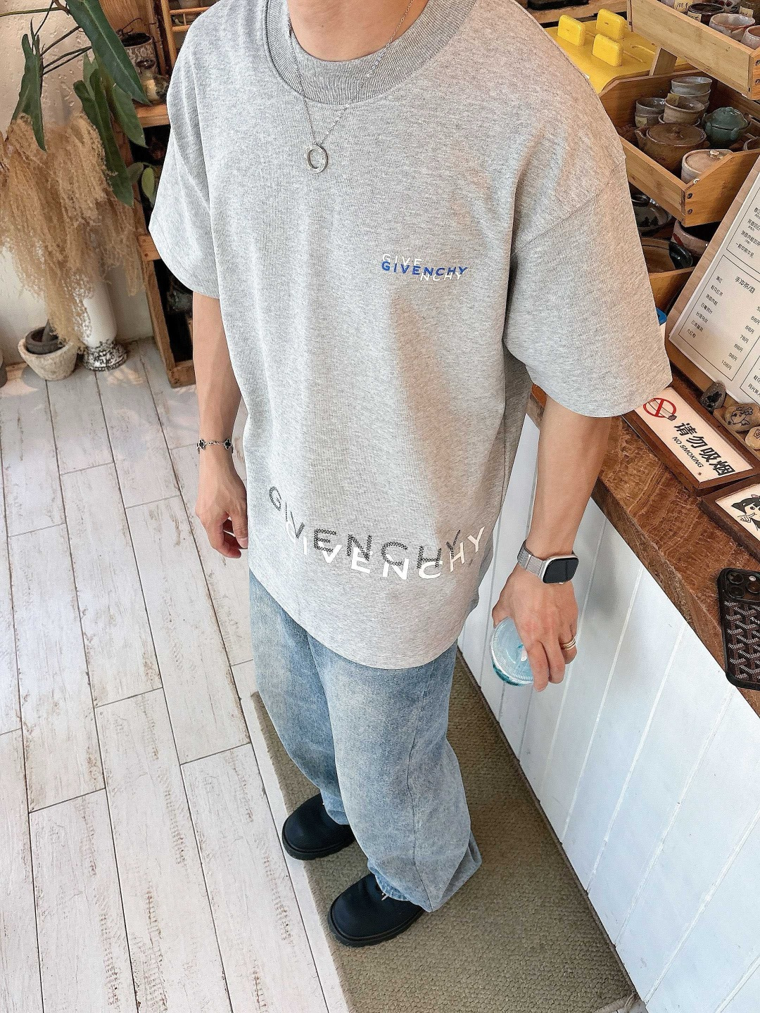 25新款磨毛短袖阔版T恤颜色：黑，白，灰尺码：XS-XL