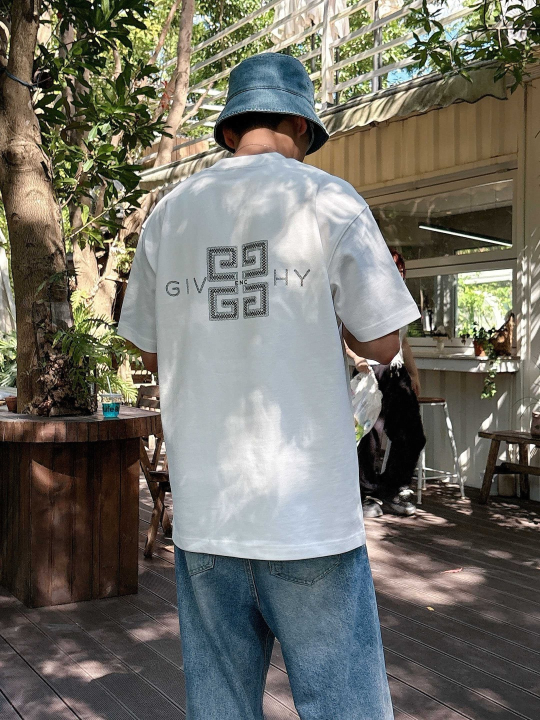 25新款磨毛短袖阔版T恤颜色：黑，白，灰尺码：XS-XL