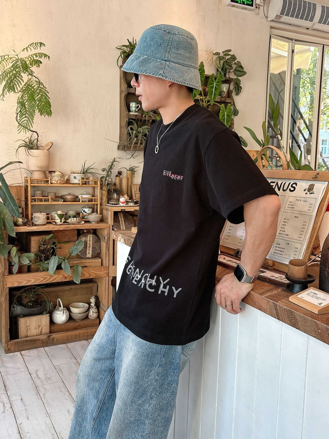 25新款磨毛短袖阔版T恤颜色：黑，白，灰尺码：XS-XL