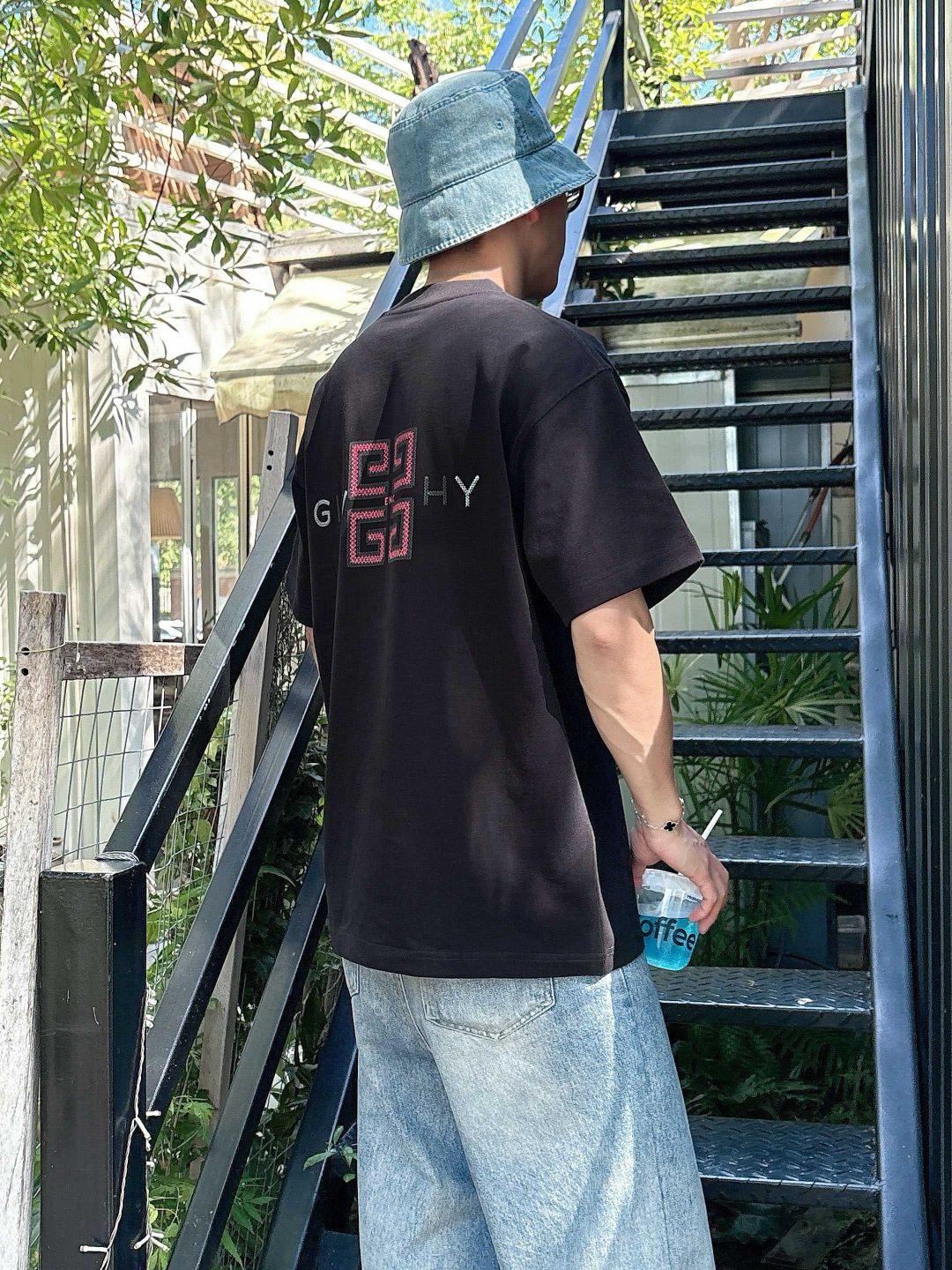 25新款磨毛短袖阔版T恤颜色：黑，白，灰尺码：XS-XL