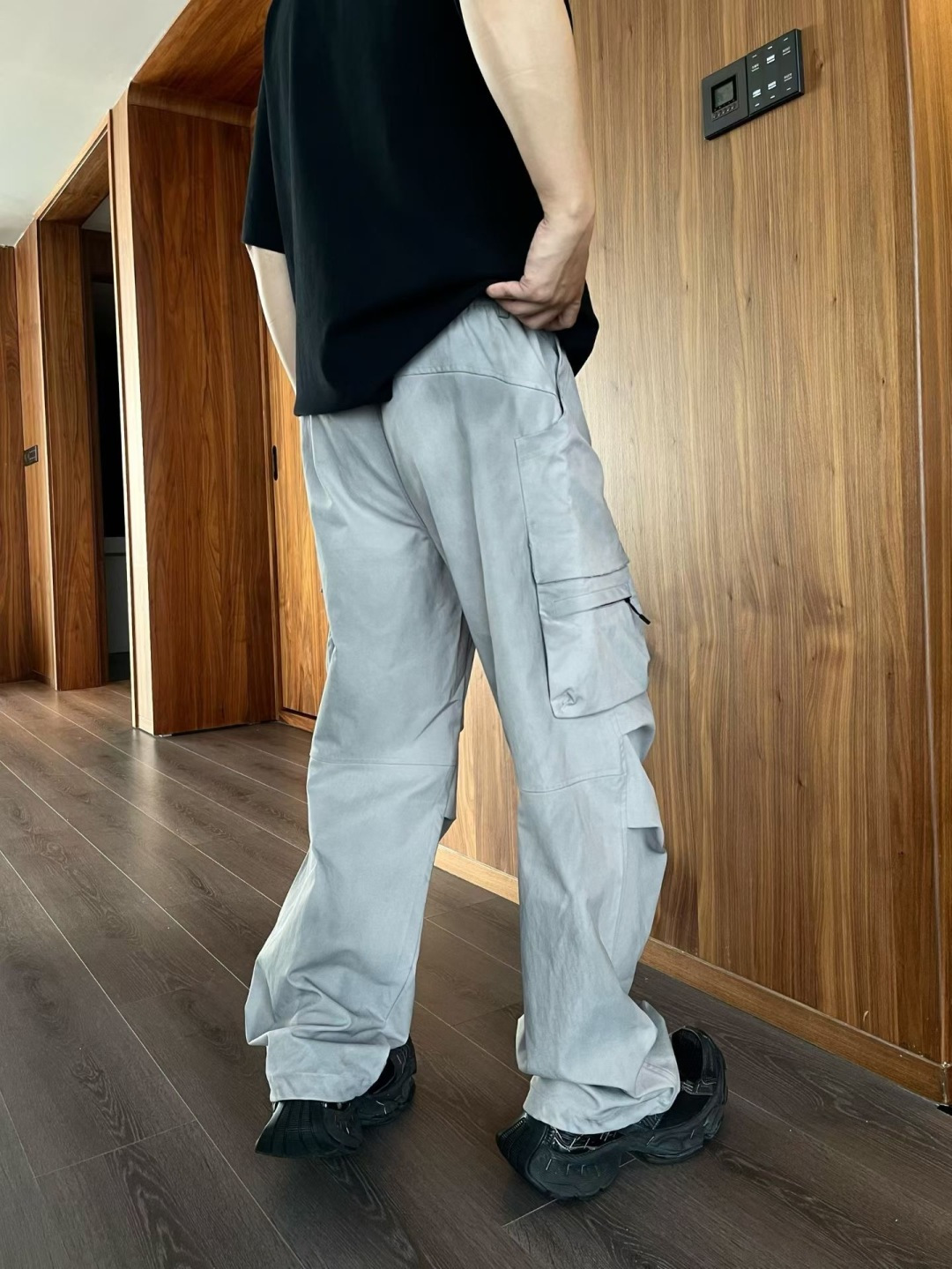 巴黎世家 裤子[庆祝][庆祝]颜色：黑，灰码数：M-3XL