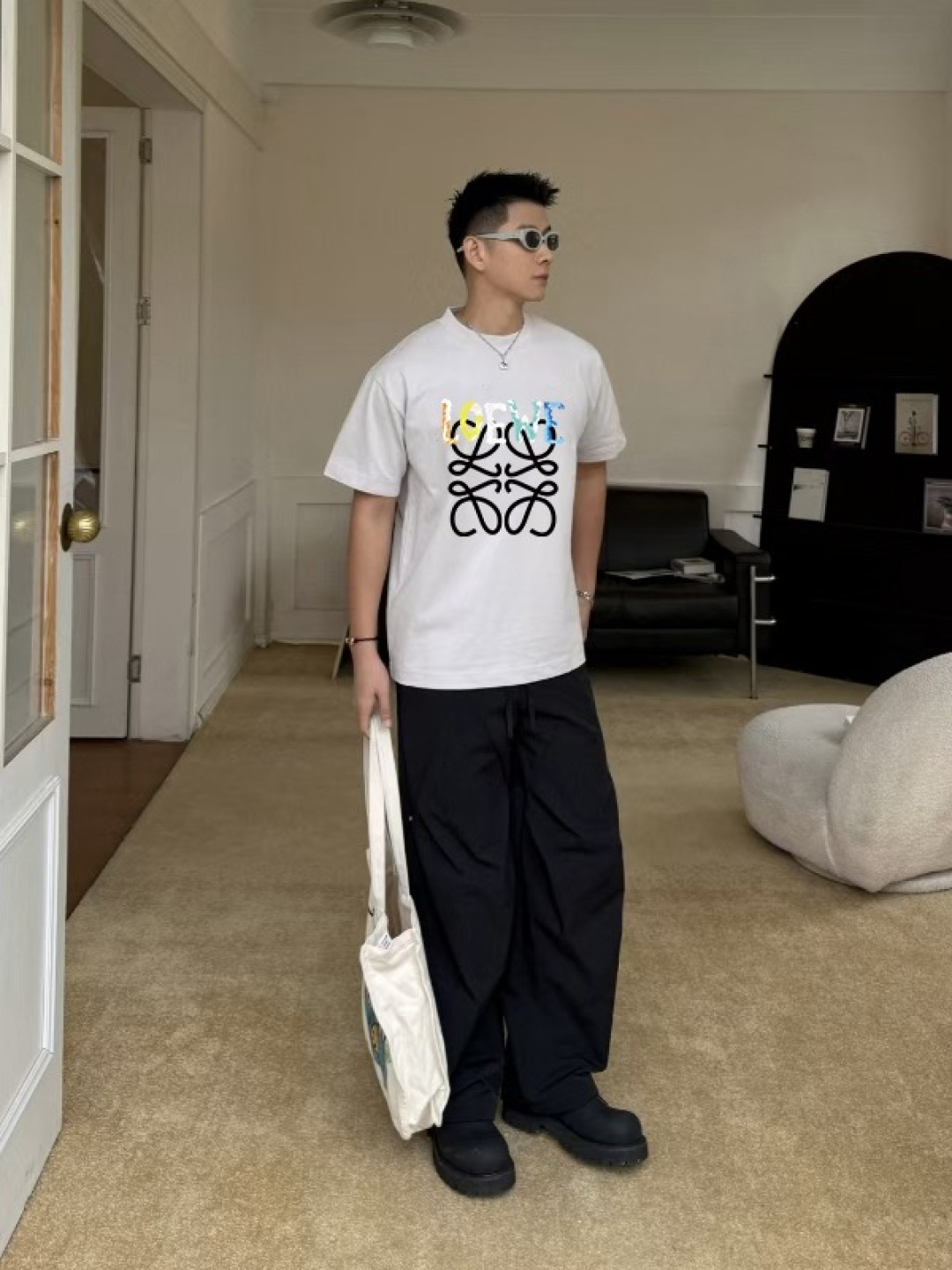 Loew*2025秋季新款 个性字母logo印花 定制面料300g 短袖t恤 男女同款尺码：S M L 