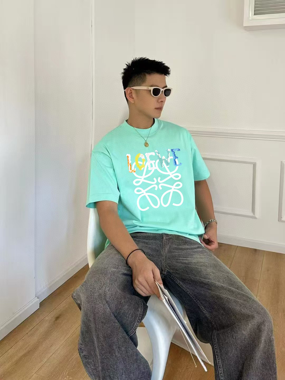 Loew*2025秋季新款 个性字母logo印花 定制面料300g 短袖t恤 男女同款尺码：S M L 