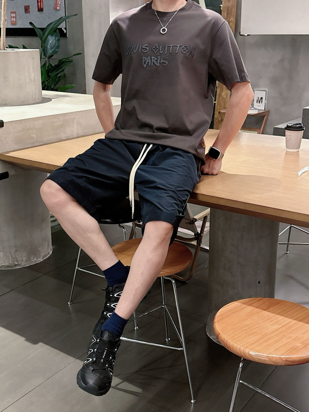 驴家短袖系列季度：2025春夏颜色：黑色 白色 铁灰尺码: m-5xL版型：微阔版型克重：160克重 成