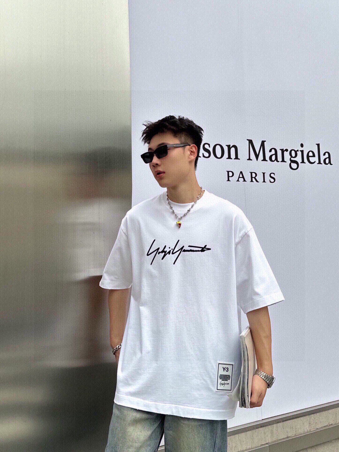 品牌：Y3季度：2025春夏颜色：黑色 白色尺码：S～XL版型：微阔大落肩版 短袖T重量：245克重 3