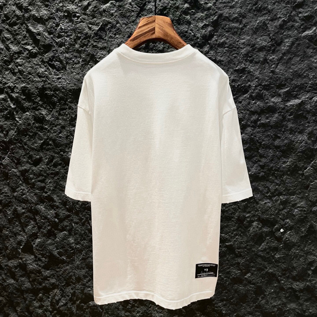 新款🌟Y-3，新款T恤，面料采用顶级原版精梳棉洗水面料，立体印花图案设计，时尚潮流，顶级的做工，高端品质