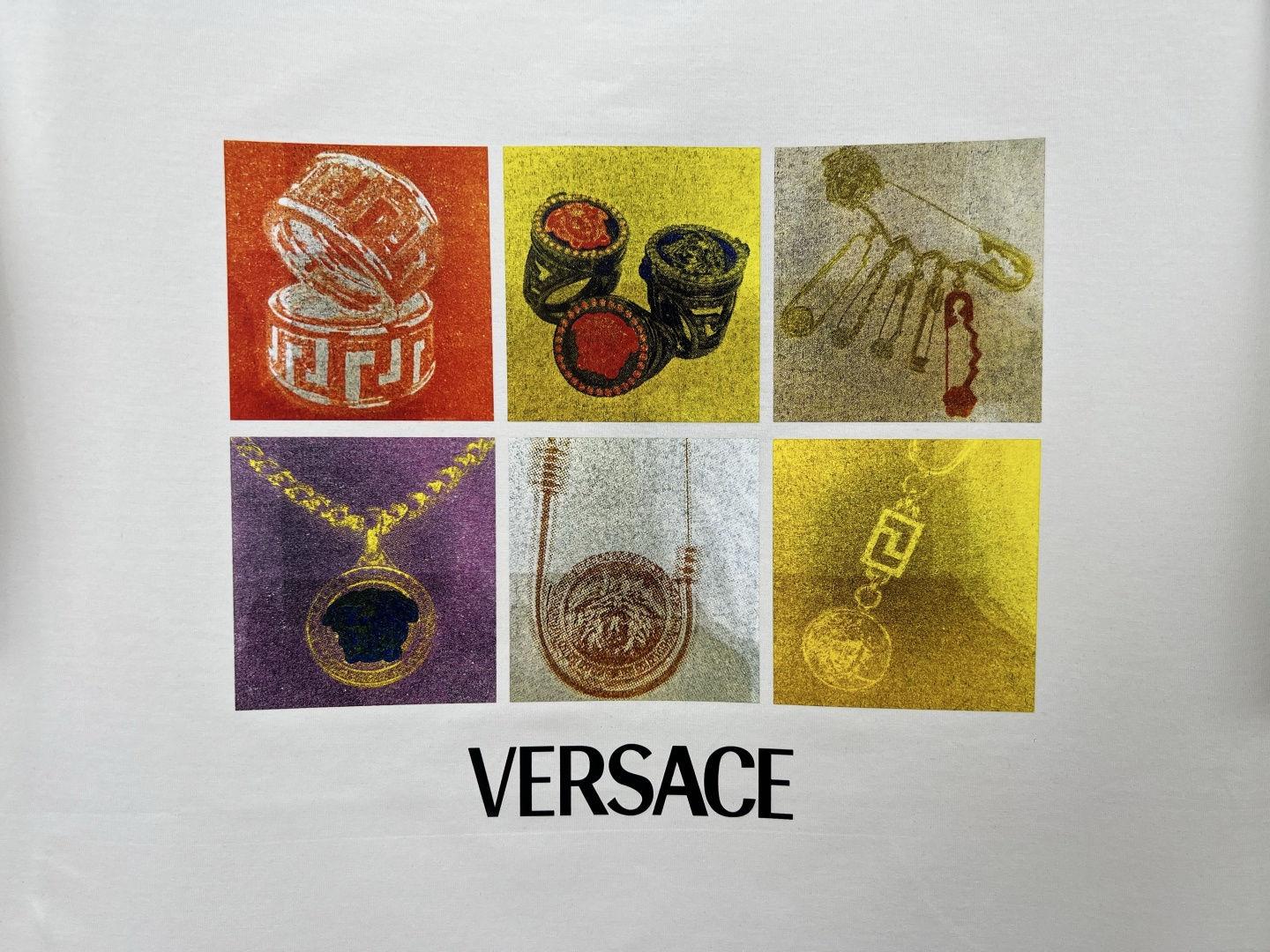 Versace 25夏季新品男士饰有Versace珠宝的多色流行图案数码印花短袖T恤，定制80支双股丝光