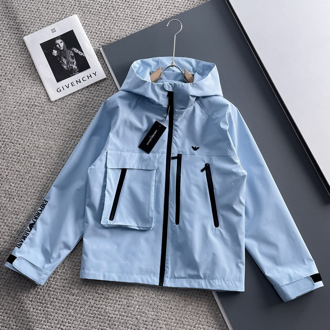 阿玛尼 官网同款，提前发售！2025新款男士夹克外套，原单三标齐全高端版本！带隐藏帽，专柜定制面料 透气