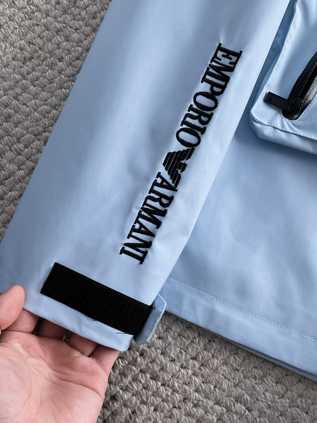 阿玛尼 官网同款，提前发售！2025新款男士夹克外套，原单三标齐全高端版本！带隐藏帽，专柜定制面料 透气