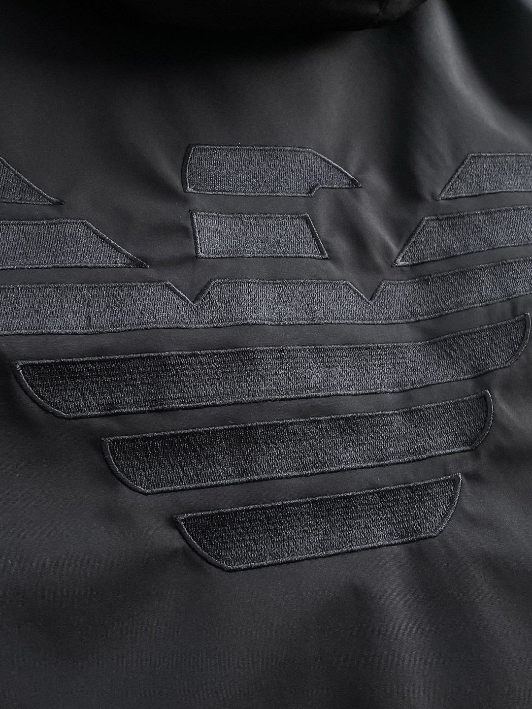 阿玛尼 官网同款，提前发售！2025新款男士夹克外套，原单三标齐全高端版本！带隐藏帽，专柜定制面料 透气