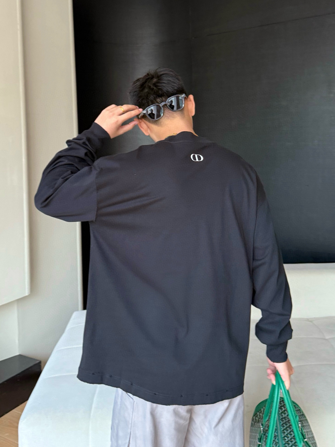 新款秋冬长袖🆕颜色：黑，白码数：S-XL款号：7002