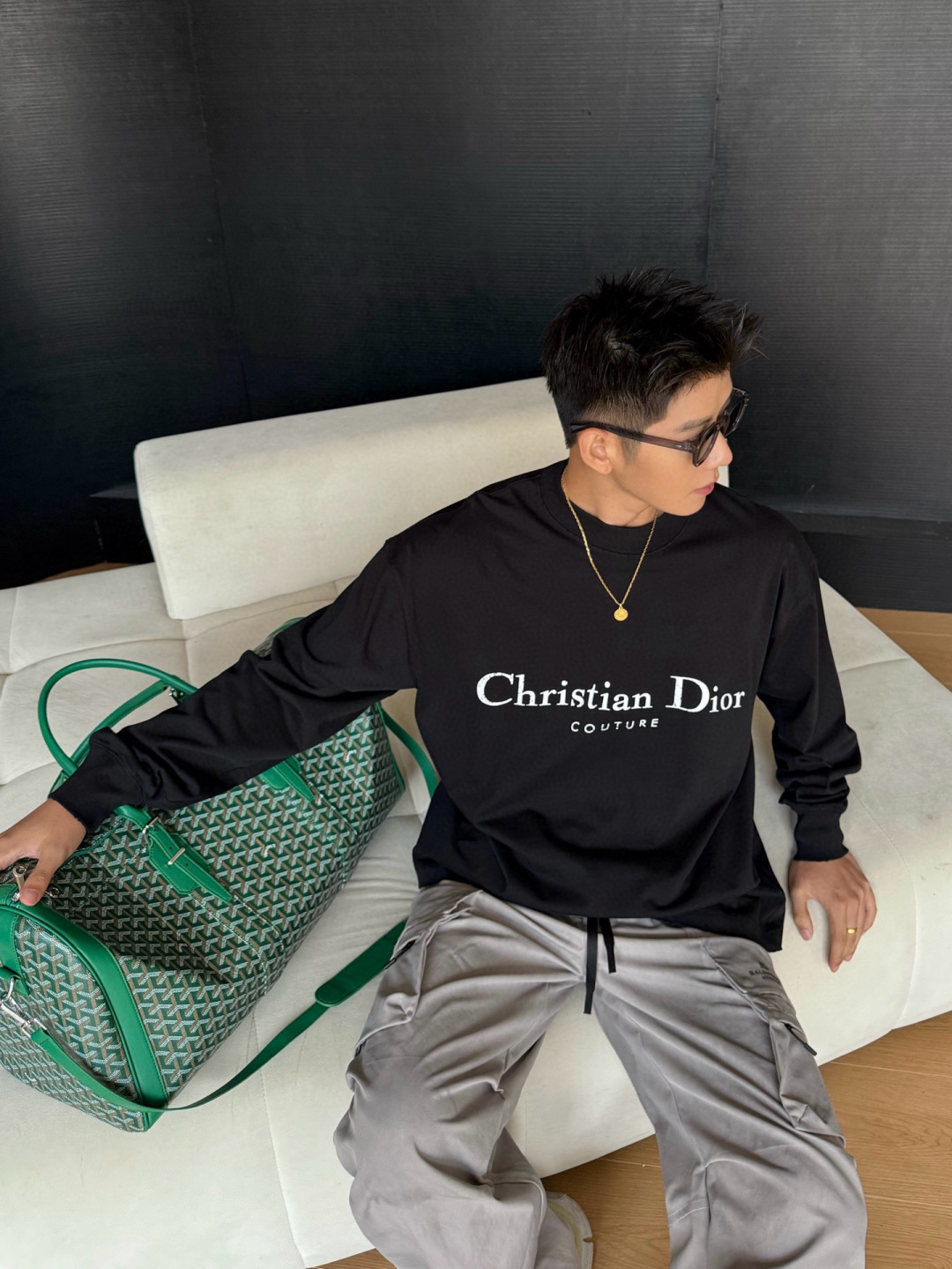 新款秋冬长袖🆕颜色：黑，白码数：S-XL款号：7002