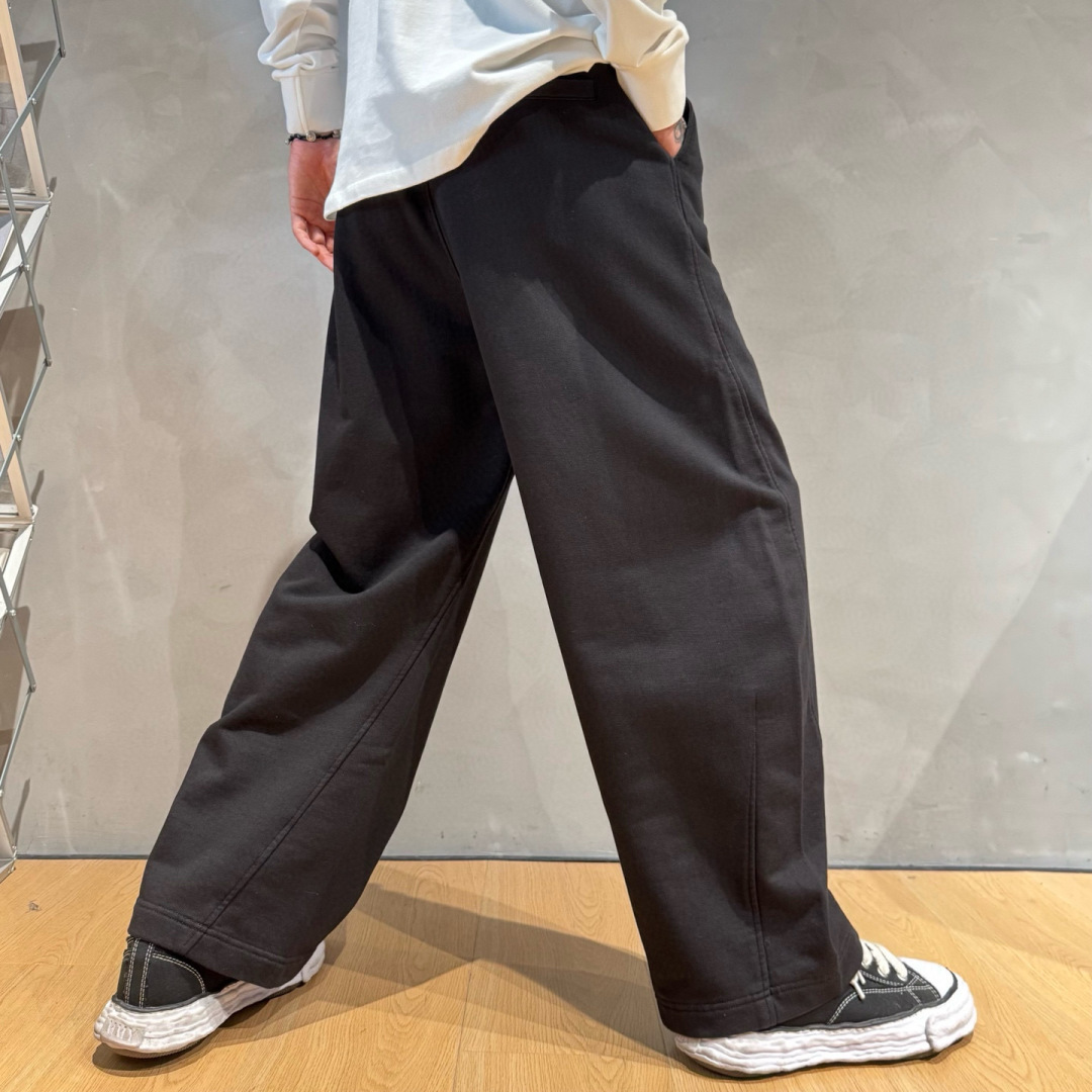 YMM🌟秋冬新款休闲裤🆕采用480克毛圈底面料，具有质感，松紧腰带设计，超级时尚洋气！码数：M-2XL 