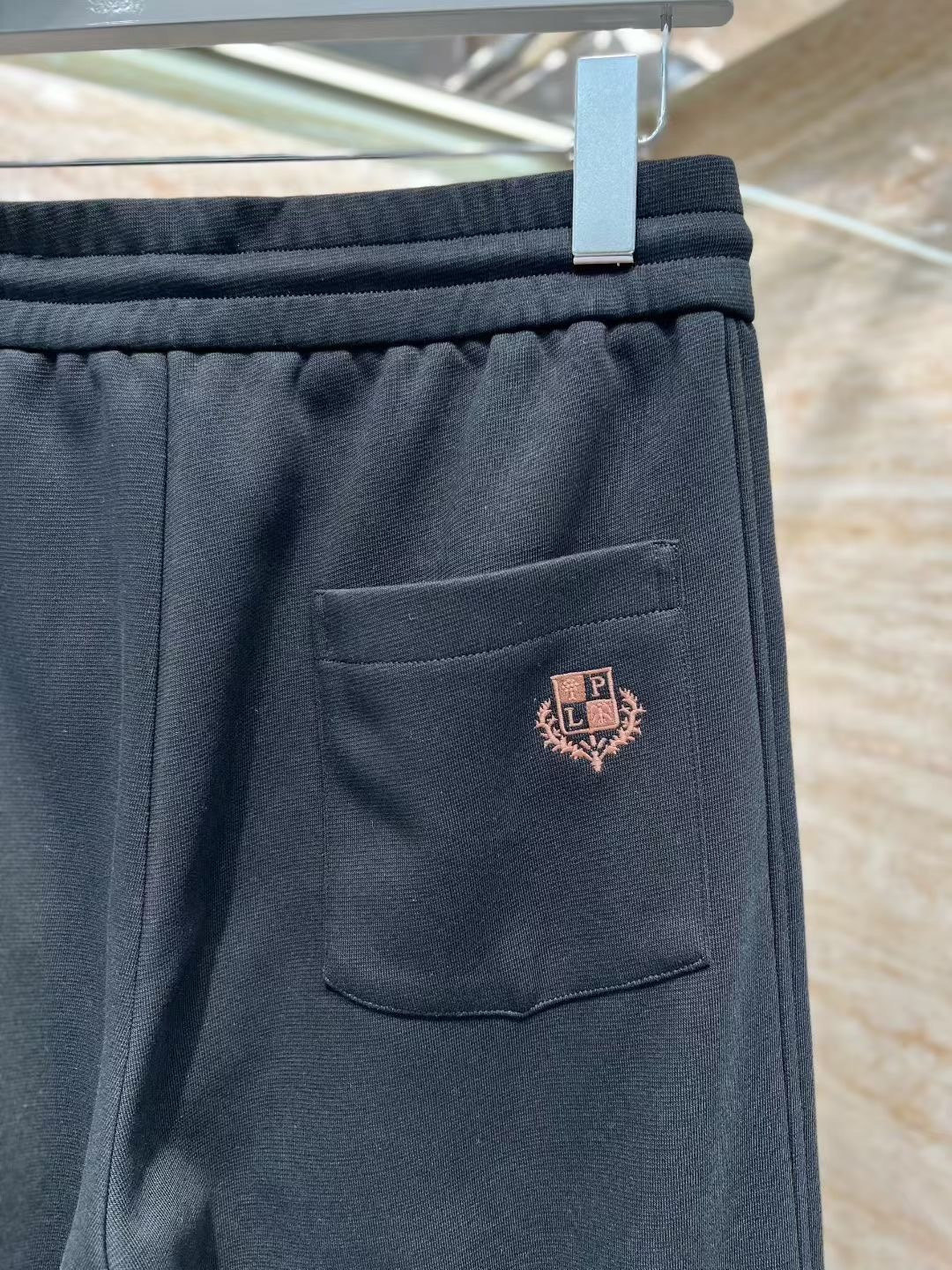 lP🆕 𝟏𝟗𝟖𝟎秋冬上新刺绣休闲裤 高端A级精梳棉面料 码数: 𝟐𝟗-𝟑𝟖