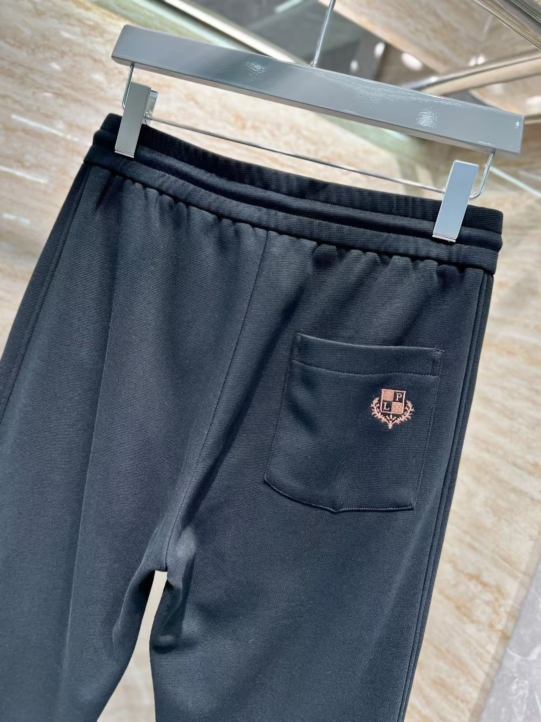 lP🆕 𝟏𝟗𝟖𝟎秋冬上新刺绣休闲裤 高端A级精梳棉面料 码数: 𝟐𝟗-𝟑𝟖