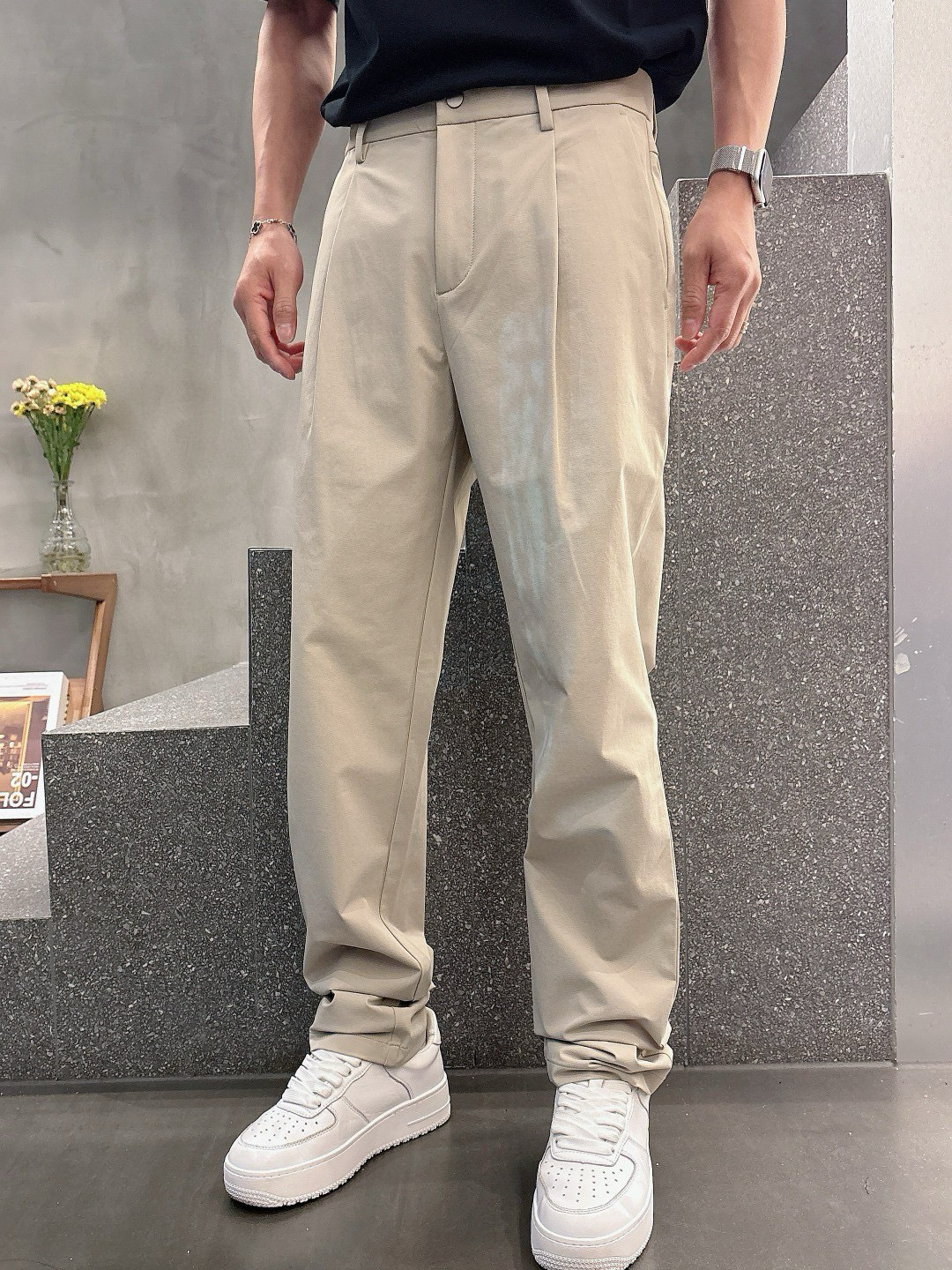 高端线好货 男士时装休闲西裤，2025新款，男士衣橱不可或缺的西装休闲裤，细节设计凸显奢华感，整体非常精