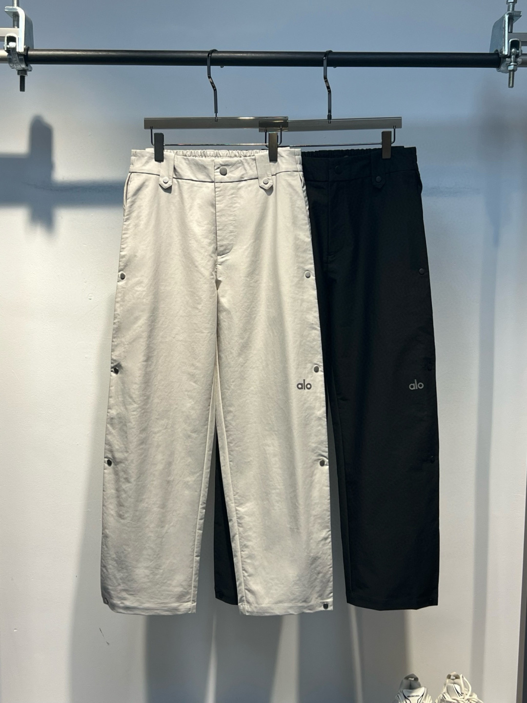 ALO 新款秋季裤子🆕颜色：黑，杏码数：M-3XL款号：5217