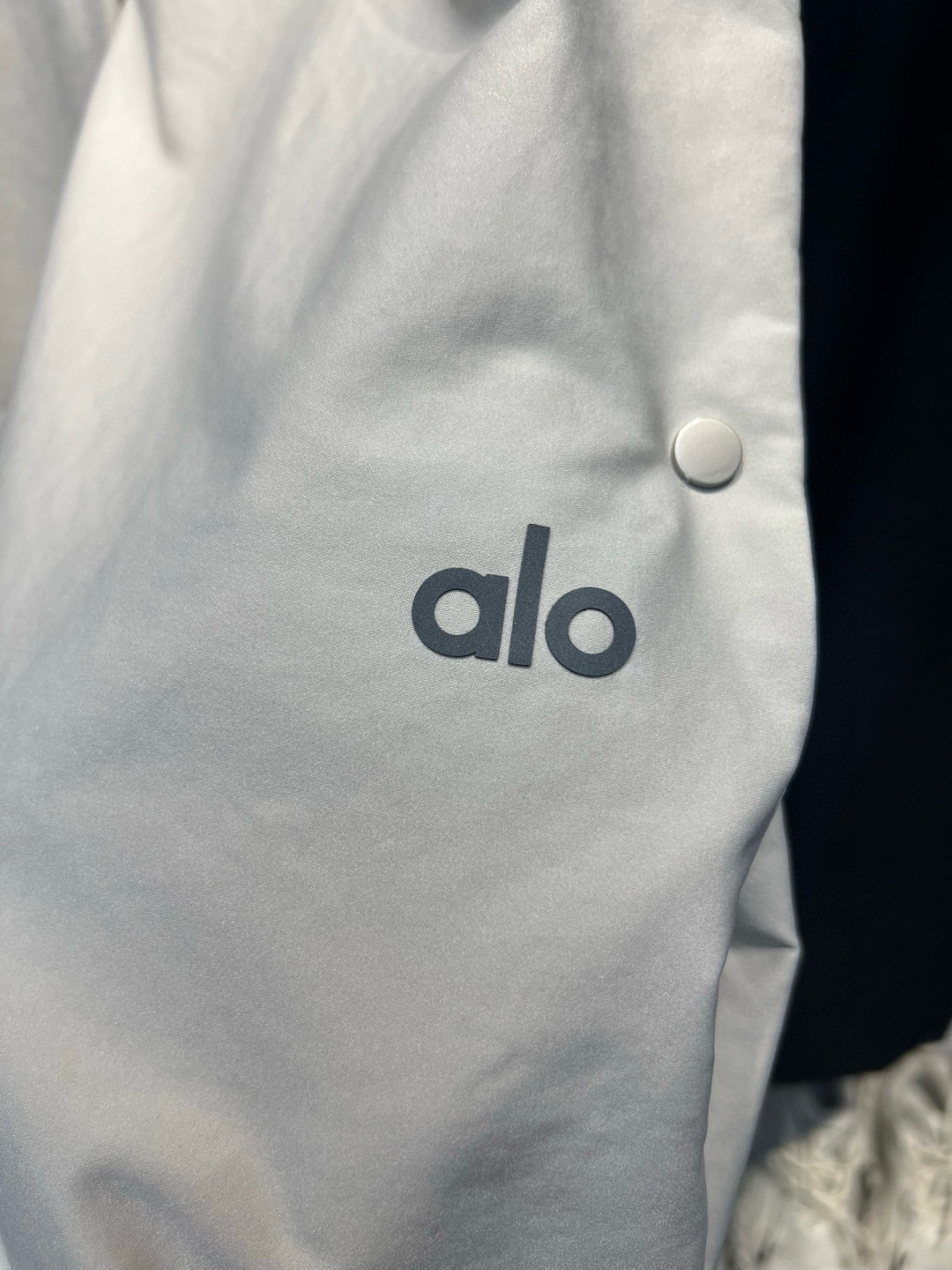 ALO 新款秋季裤子🆕颜色：黑，杏码数：M-3XL款号：5217