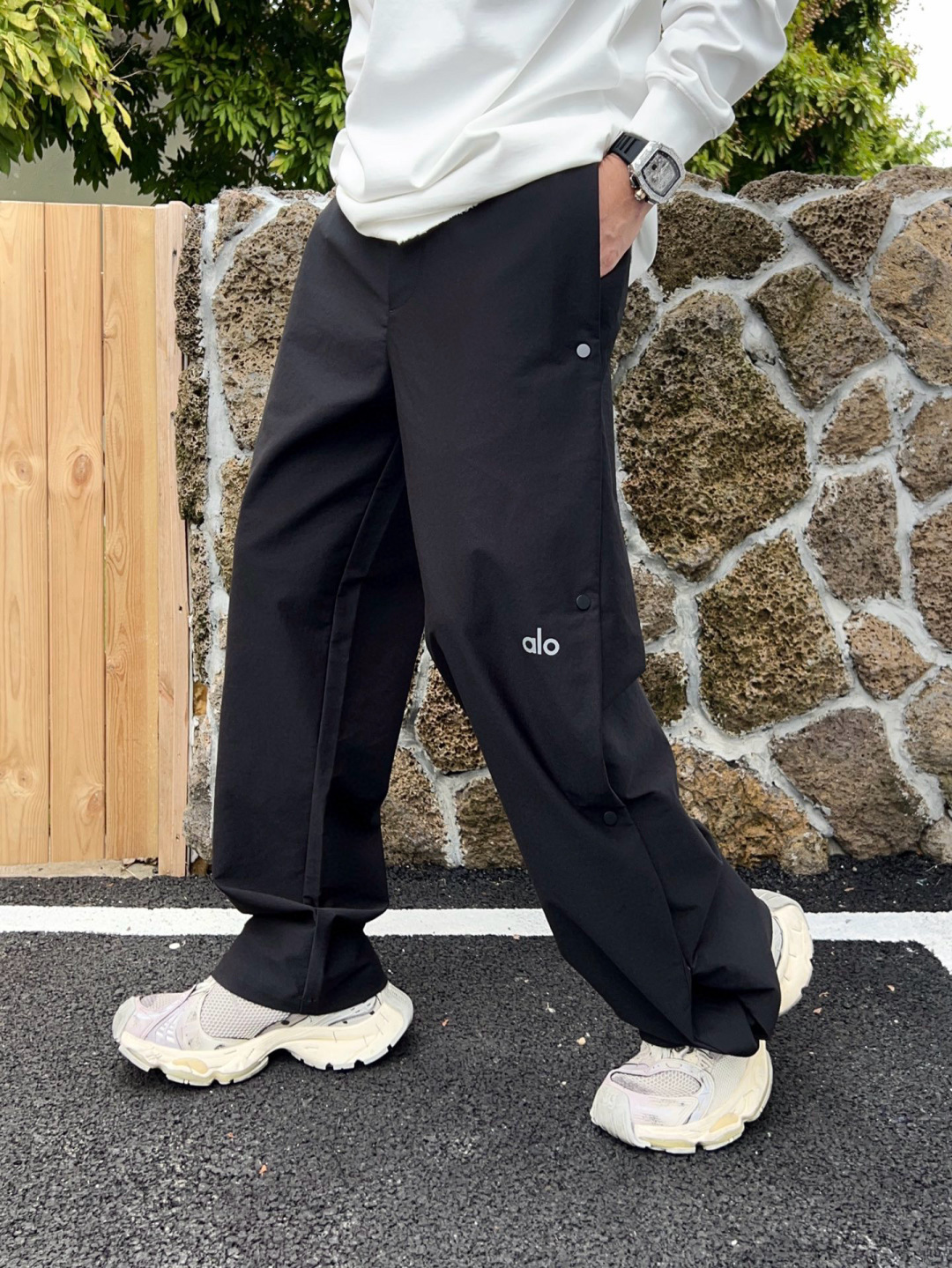 ALO 新款秋季裤子🆕颜色：黑，杏码数：M-3XL款号：5217