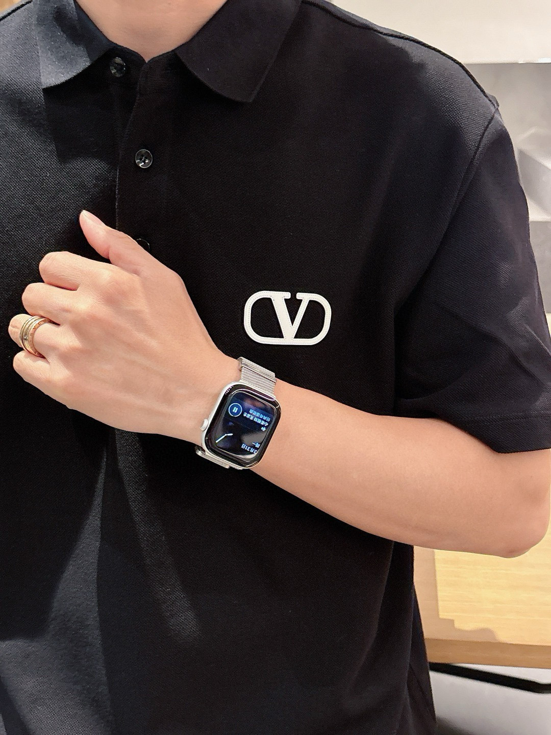 VLTN   2025春夏系列翻领T恤尺码：M-3XL 微阔版型P.S：385克重棉四角珠地面料，面料布