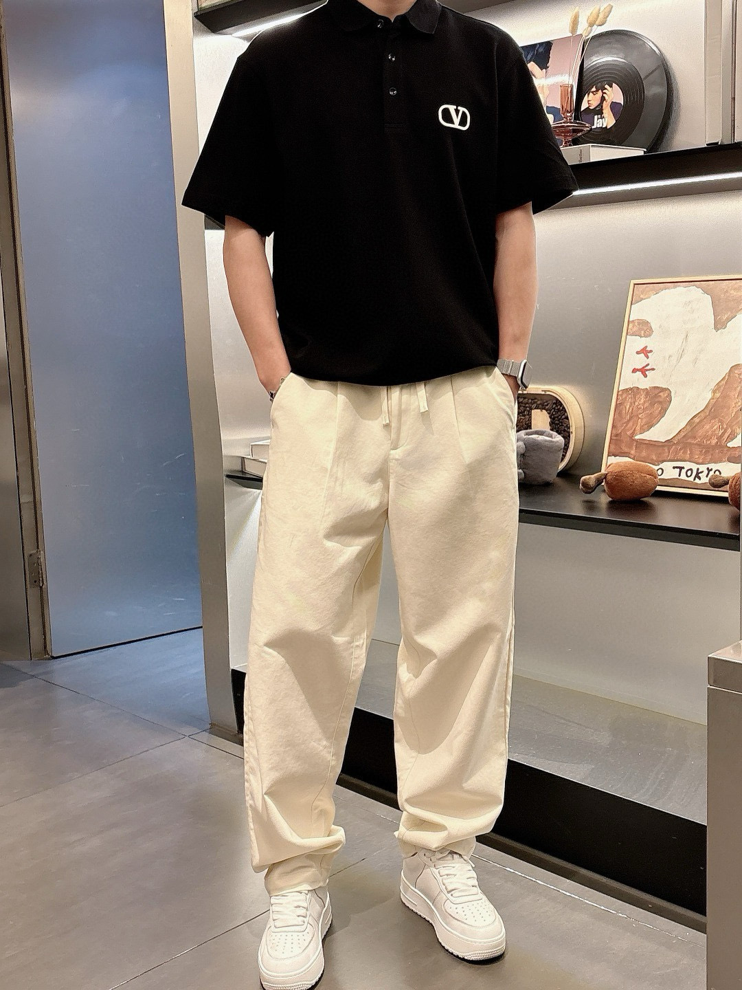 VLTN   2025春夏系列翻领T恤尺码：M-3XL 微阔版型P.S：385克重棉四角珠地面料，面料布