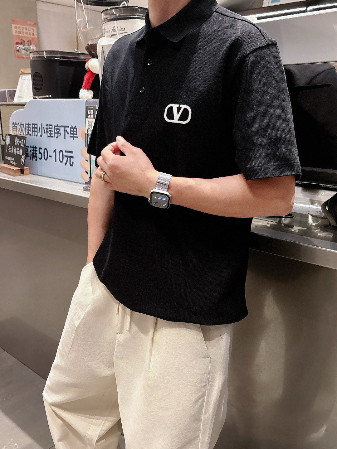 VLTN   2025春夏系列翻领T恤尺码：M-3XL 微阔版型P.S：385克重棉四角珠地面料，面料布