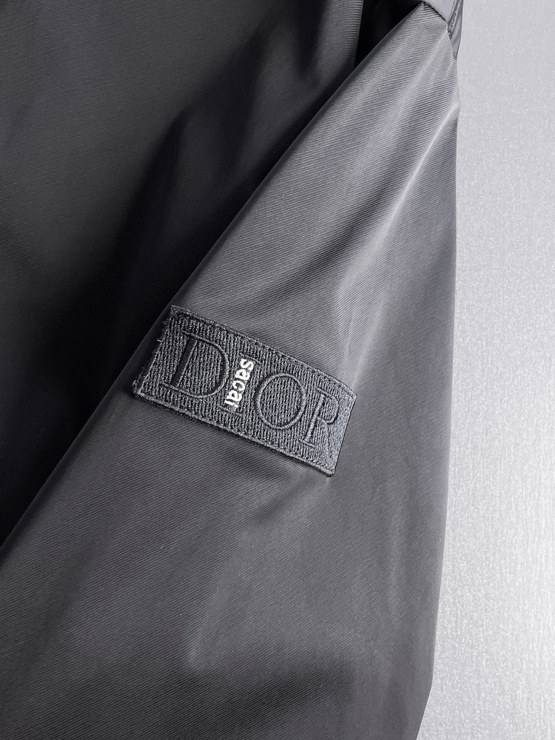 迪奥 官网同款，提前发售！2025ss开秋新款男士夹克外套，原单三标齐全高端版本！带隐藏帽，专柜定制面料