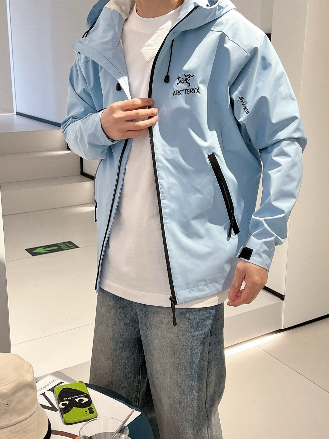 始祖鸟 2025秋季新款夹克外套，秀场新品‼品相非常完美，舒适保暖，三标齐全色泽饱满诱人，非常出彩的设计