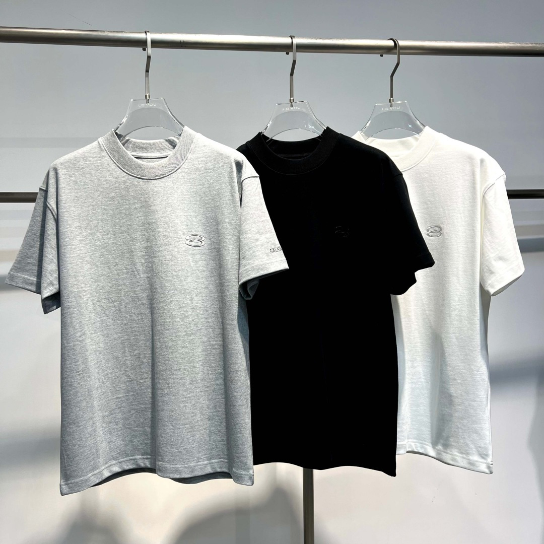 25新款磨毛短袖阔版T恤颜色：黑，白，灰尺码：XS-XL