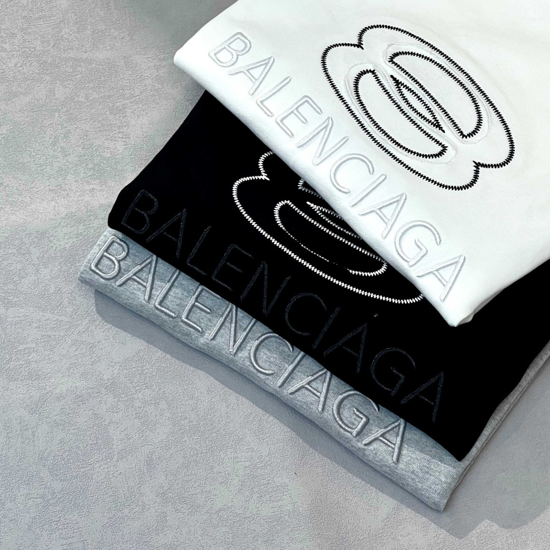 25新款磨毛短袖阔版T恤颜色：黑，白，灰尺码：XS-XL